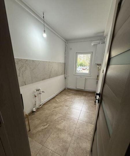 Pantelimon, Armenesc, Baicului, centrala proprie, bl 1985